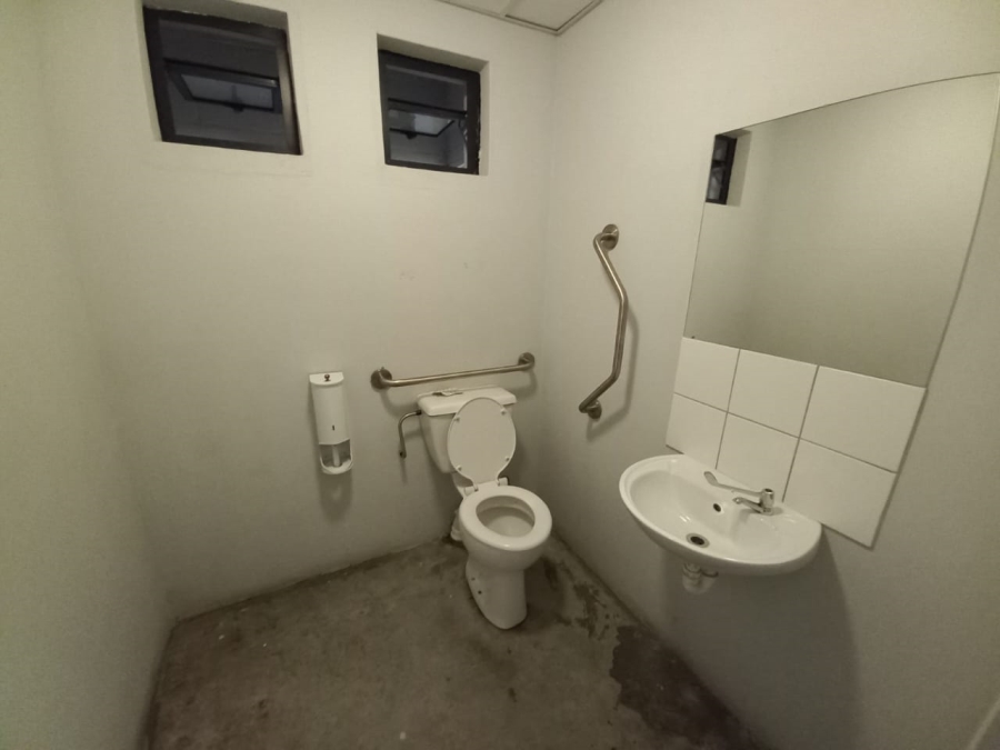 To Let commercial Property for Rent in Maitland Western Cape